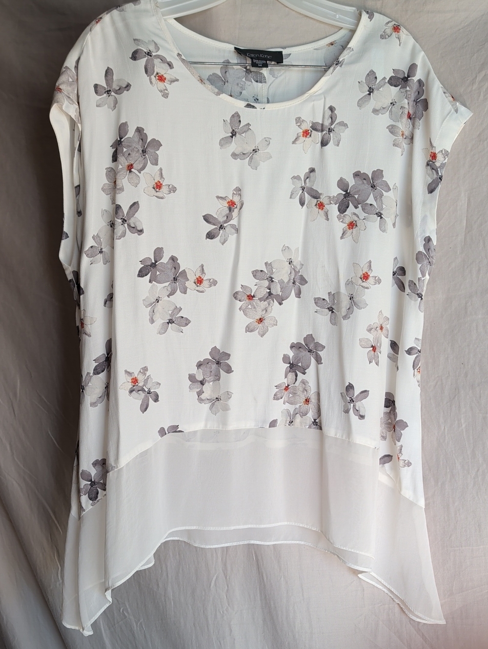 Chico's White Floral High-Low Tunic with Gray and Coral Accents Versatile Style